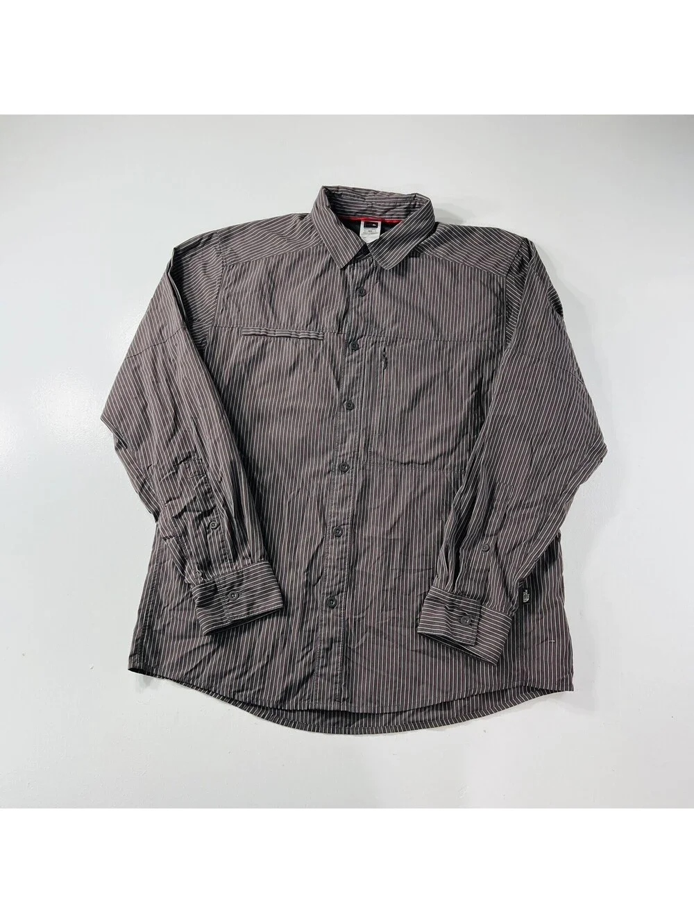 The North Face Button Down Shirt L/S Navy Red Striped Vented Men’s Size Medium